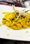 SAFRAN-RISOTTO MIT ZUCCHINI 
